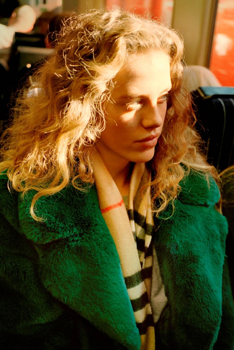 1011711_Burberry X Net-A-Porter Exclusive Campaign (5)-.jpg