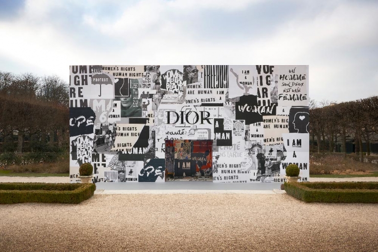 DIOR_Autumn-Winter-2018-2019_SCENOGRAPHY-©-Adrien-Dirand-(15).jpg