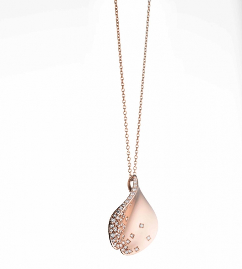 MIKIMOTO-Pétales-Collection-Les-Pétales-de-Ginza-18K粉红金耳吊链配钻石-zoom.jpg