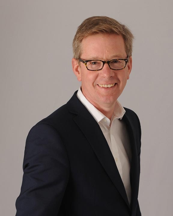 Derrick-headshot-3.jpg