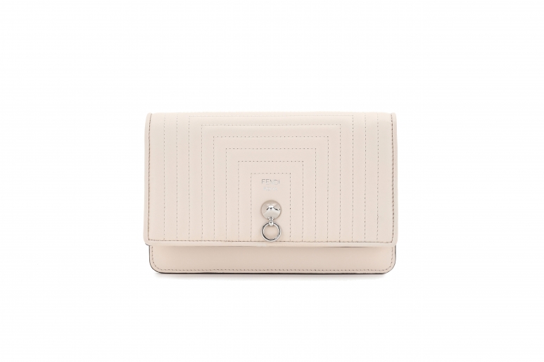 01_FENDI Dotcom SLG_Clutch.jpg