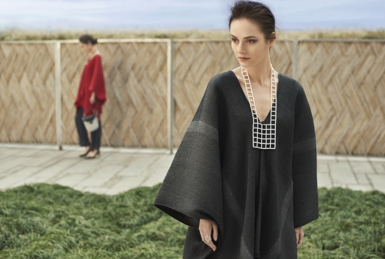 2. &ldquo;藏龙&rdquo;手织羊绒上衣.jpg