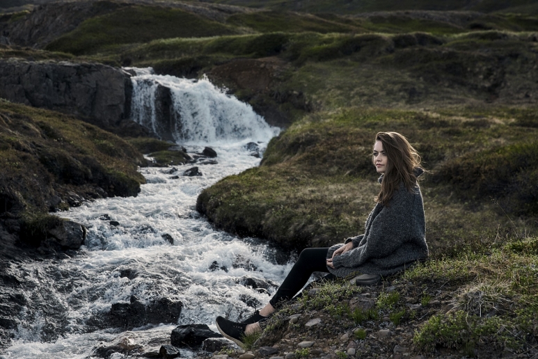 图8：简约 - 北欧设计(Beoplay A1).jpg