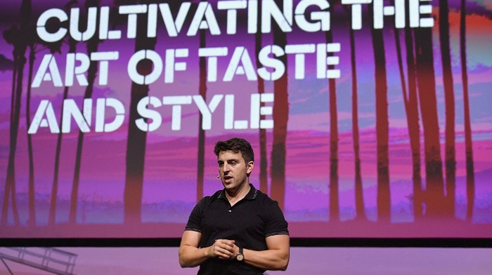 20170517141158-BrianChesky 9.jpg