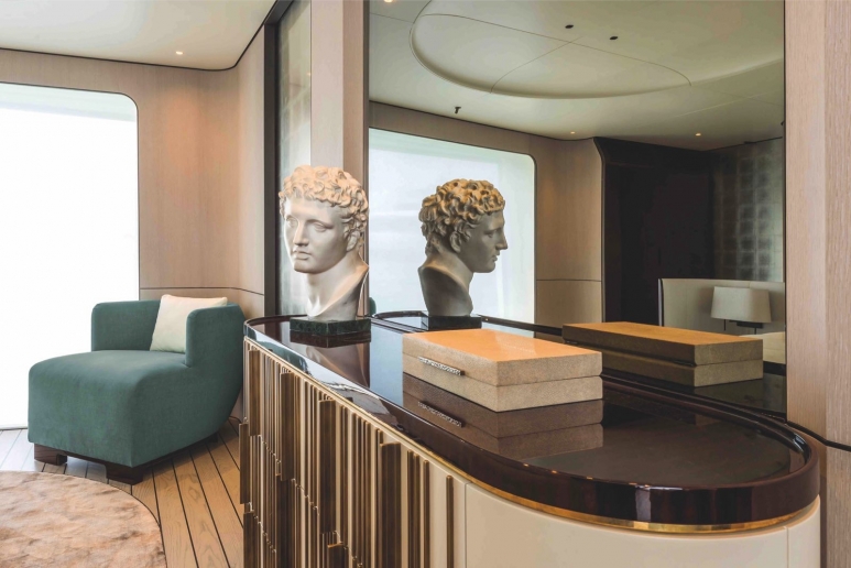 具有独特当代视角的巨人系列35 METRI 3.jpeg